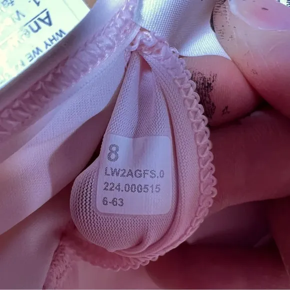 #0014 Lululemon Anew Bra, Strawberry Milkshake (A/B Cup)