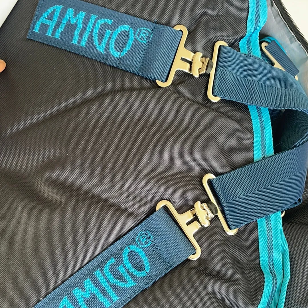 Amigo Bravo 12 (Horseware Ireland) Medium 250g Pony Blanket with Neck 54” / 4’6”