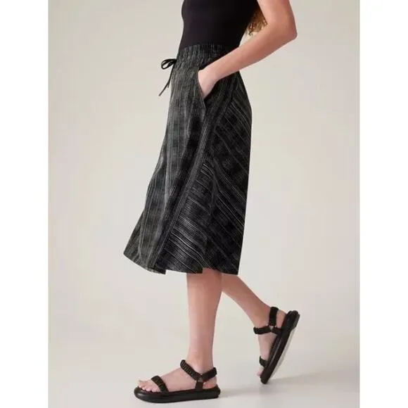 Athleta Arrival MIDI Skirt Sz. 22 Amara Stripe Black NWT Fall Travel Comfort $89
