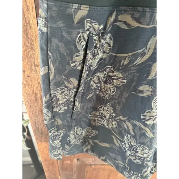 Athleta Trekkie‎ North Printed Short Womens PLUS Size 26 Firma Olive NWT