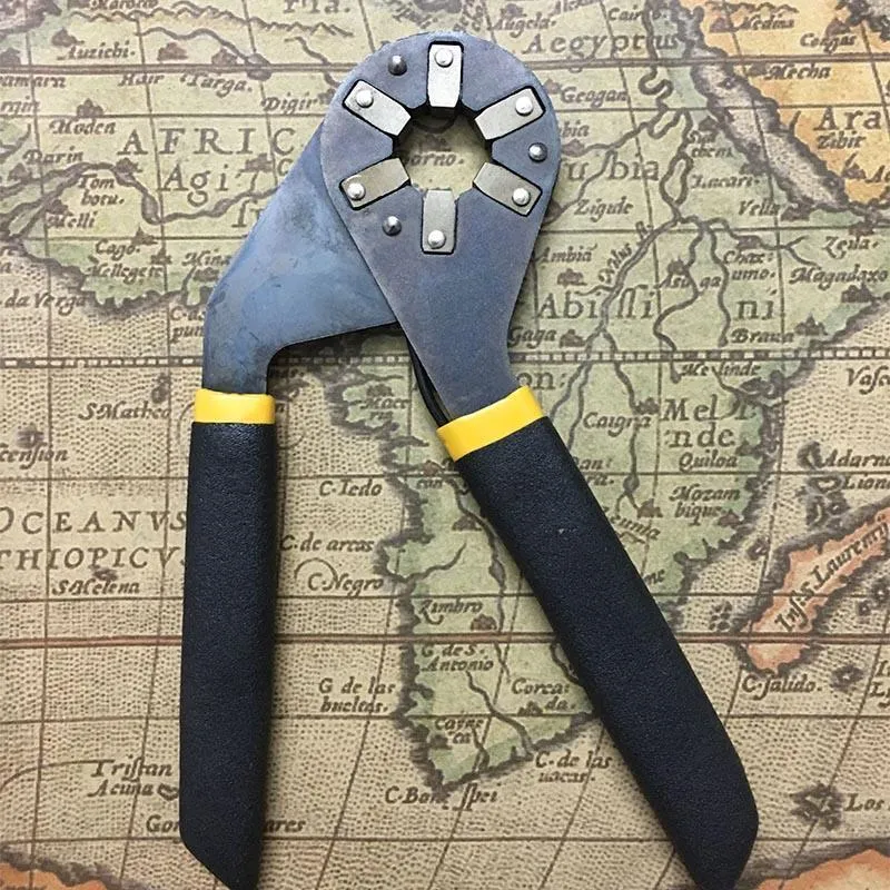 Bionic Grip Multifunctional Key