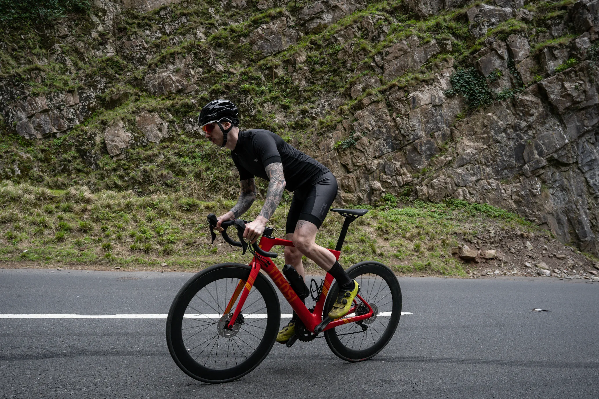 Black Men's Cycling Jersey - RAW