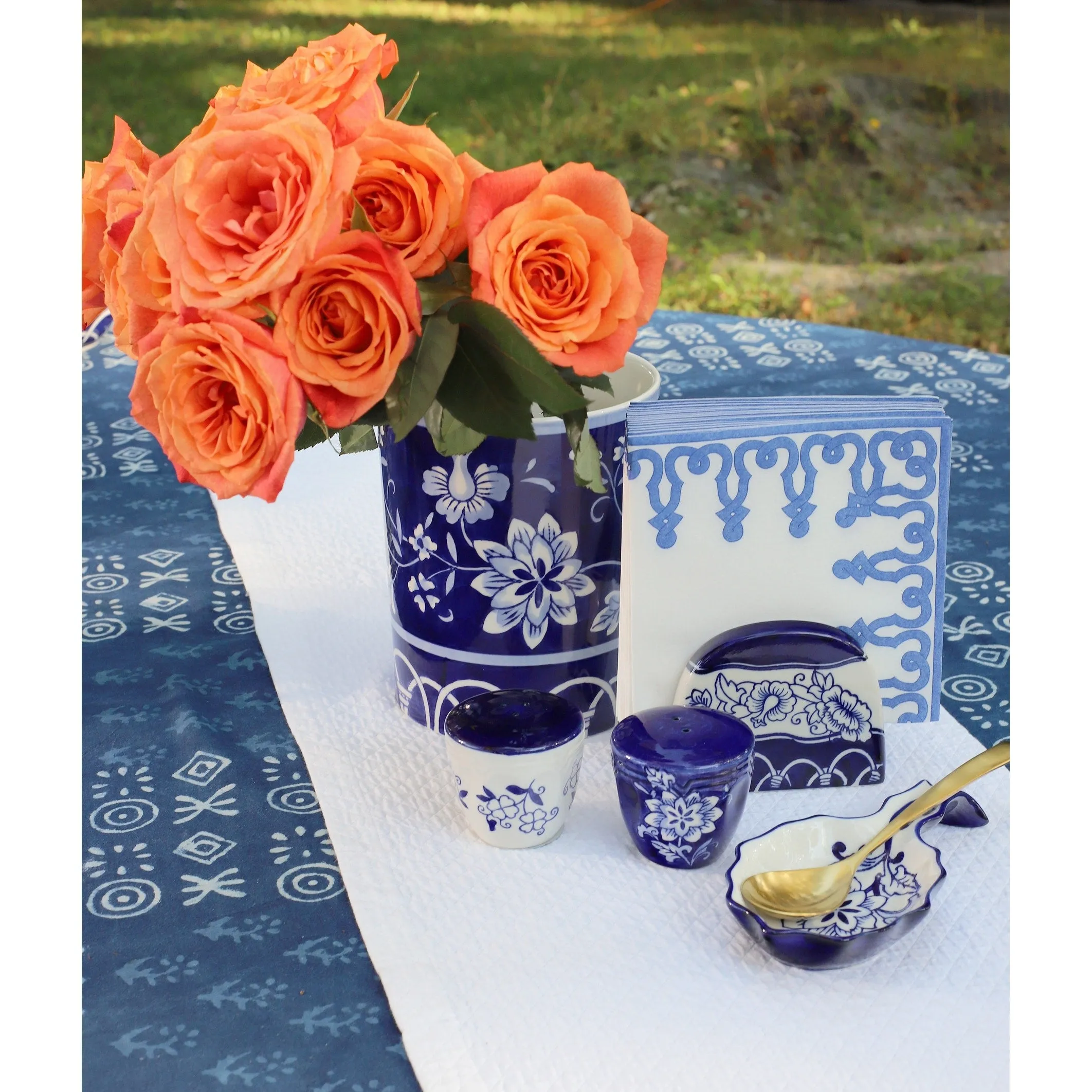 Blue Garden Utensil Holder - 6.1 xx6.1 x7.4