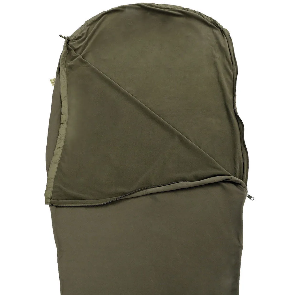 Carinthia Grizzly sovepose