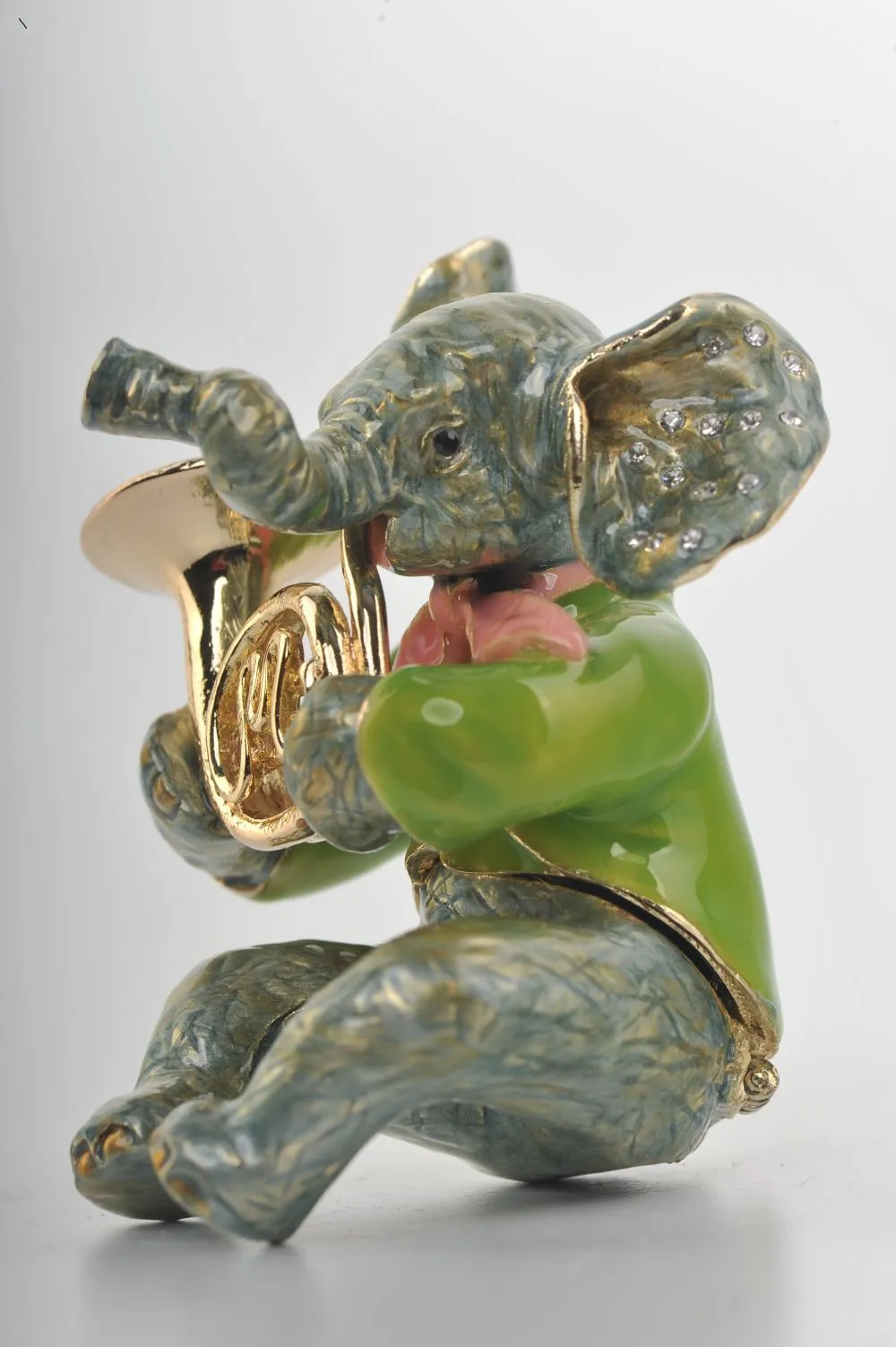 Elephant Playing the Trumpet