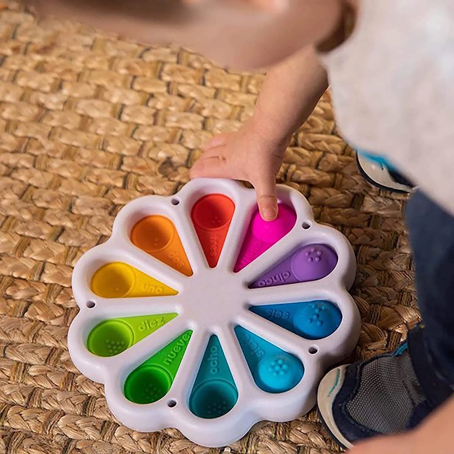 Fat Brain Dimpl Digits - Touch, Push, Pop, and Learn!