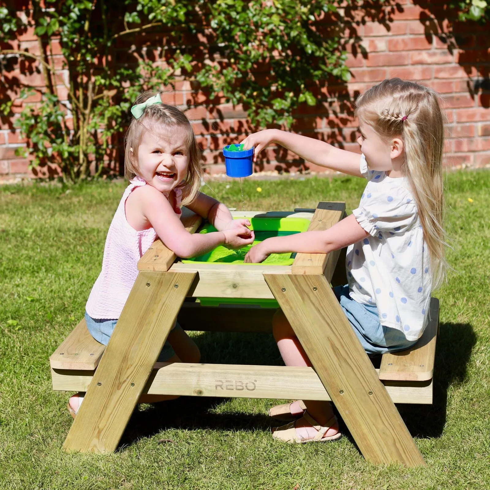 High Quality Montessori 4-in-1 Eco Wooden 2 Seater Picnic Bench, Water Station, Sandpit & Mud Kitchen   Lid | 3 Years  
