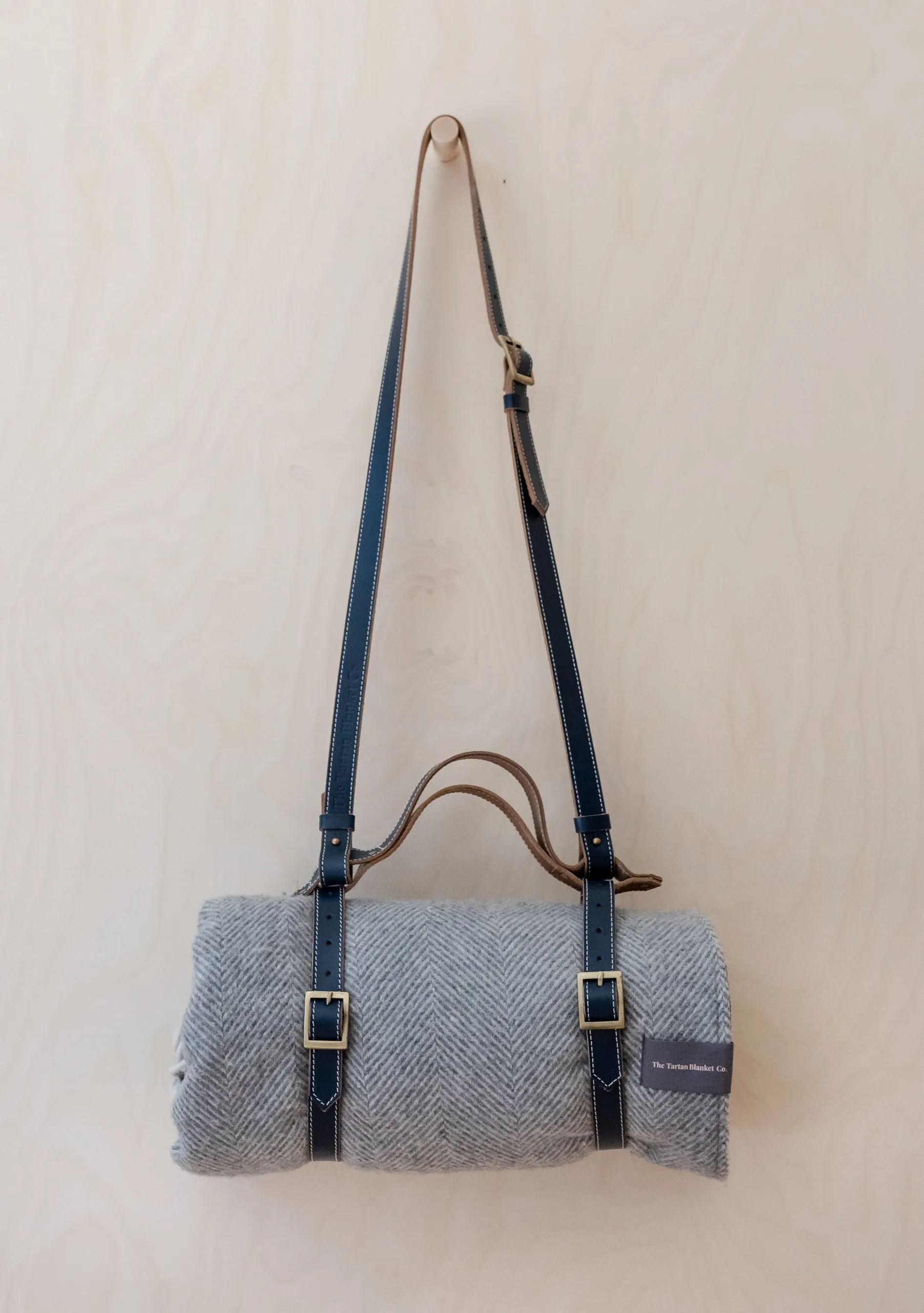Leather Picnic Carrier with Shoulder Strap