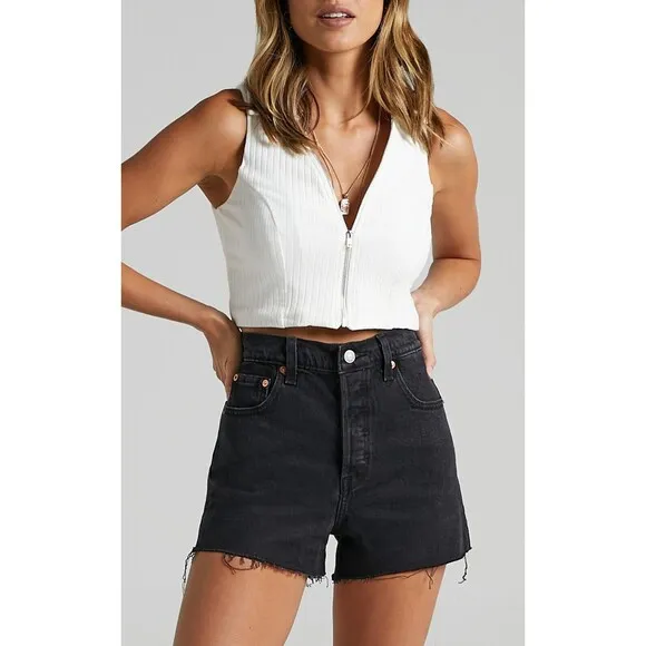 Levis Premium Womens Denim Jean Shorts 31 Black Lake Button Fly Cut Off New