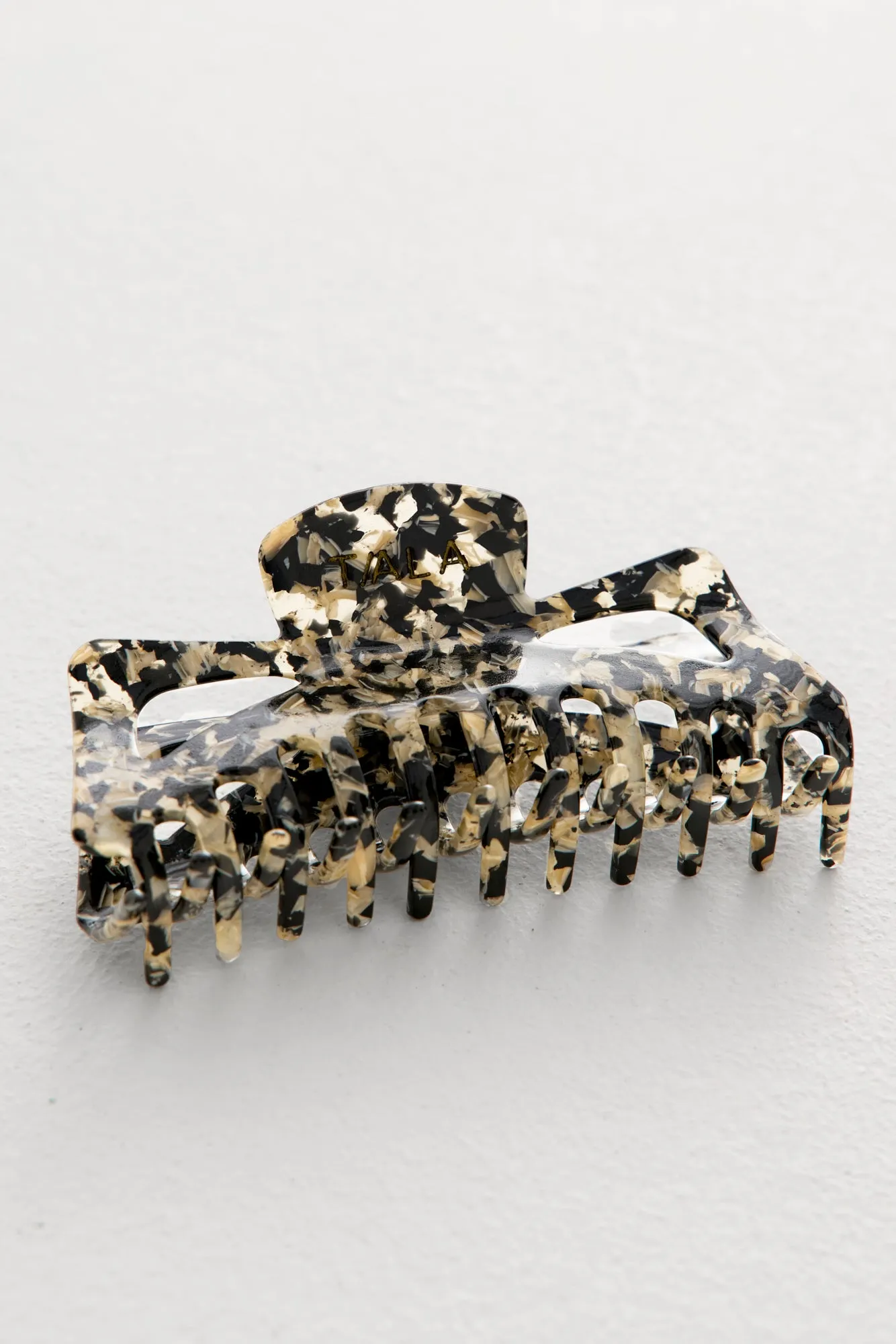 LOGO CLAW CLIP - MARBLED BLACK
