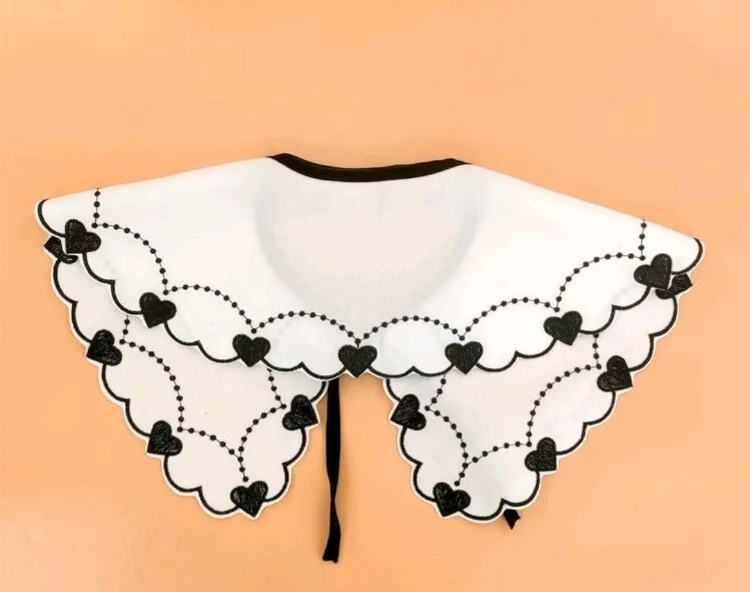 Love Hearts Collar