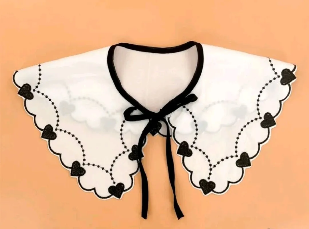 Love Hearts Collar