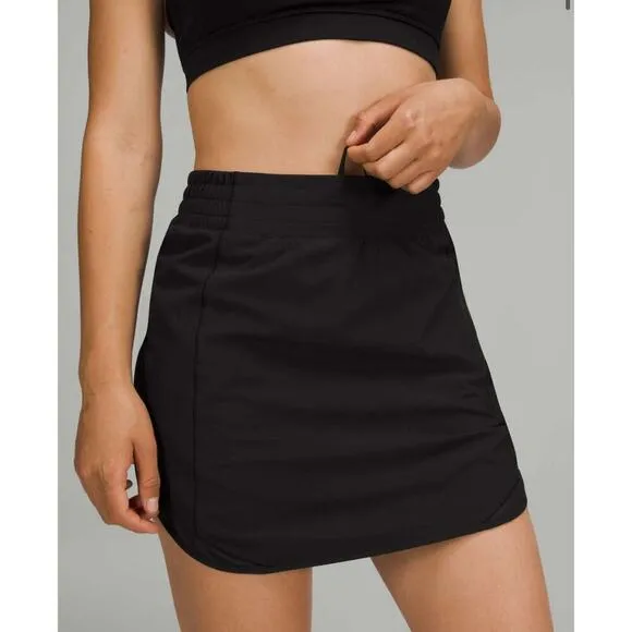 Lululemon Hotty Hot High-Rise Skirt LongBlack Size 4 Running Workout Gym Skort