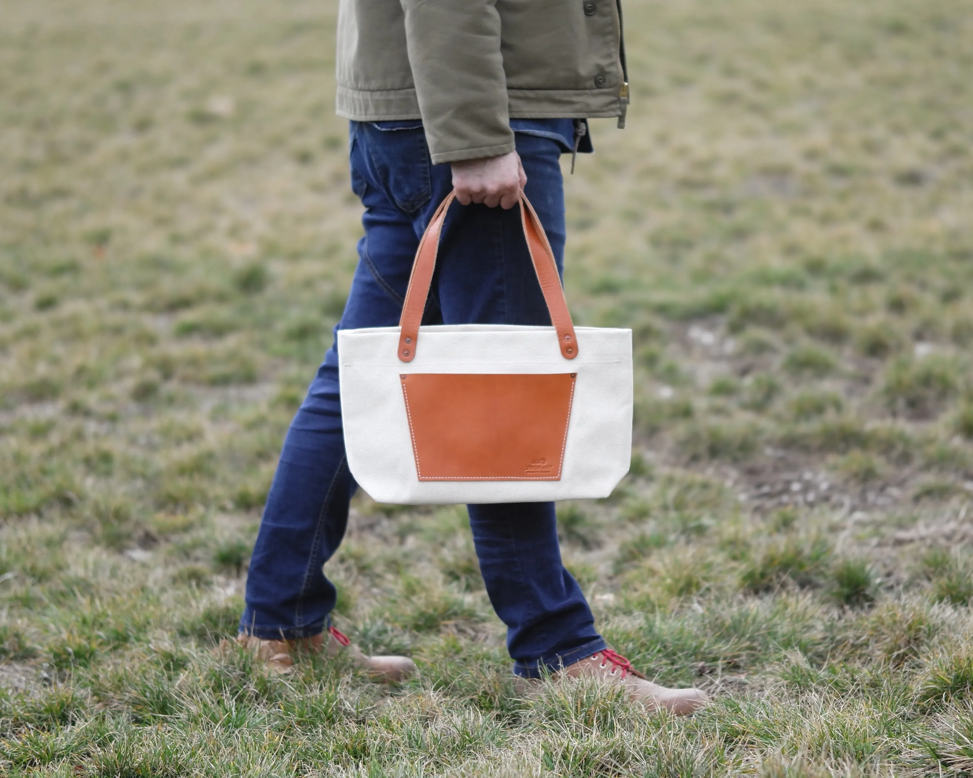 Market Tote in Goldenrod