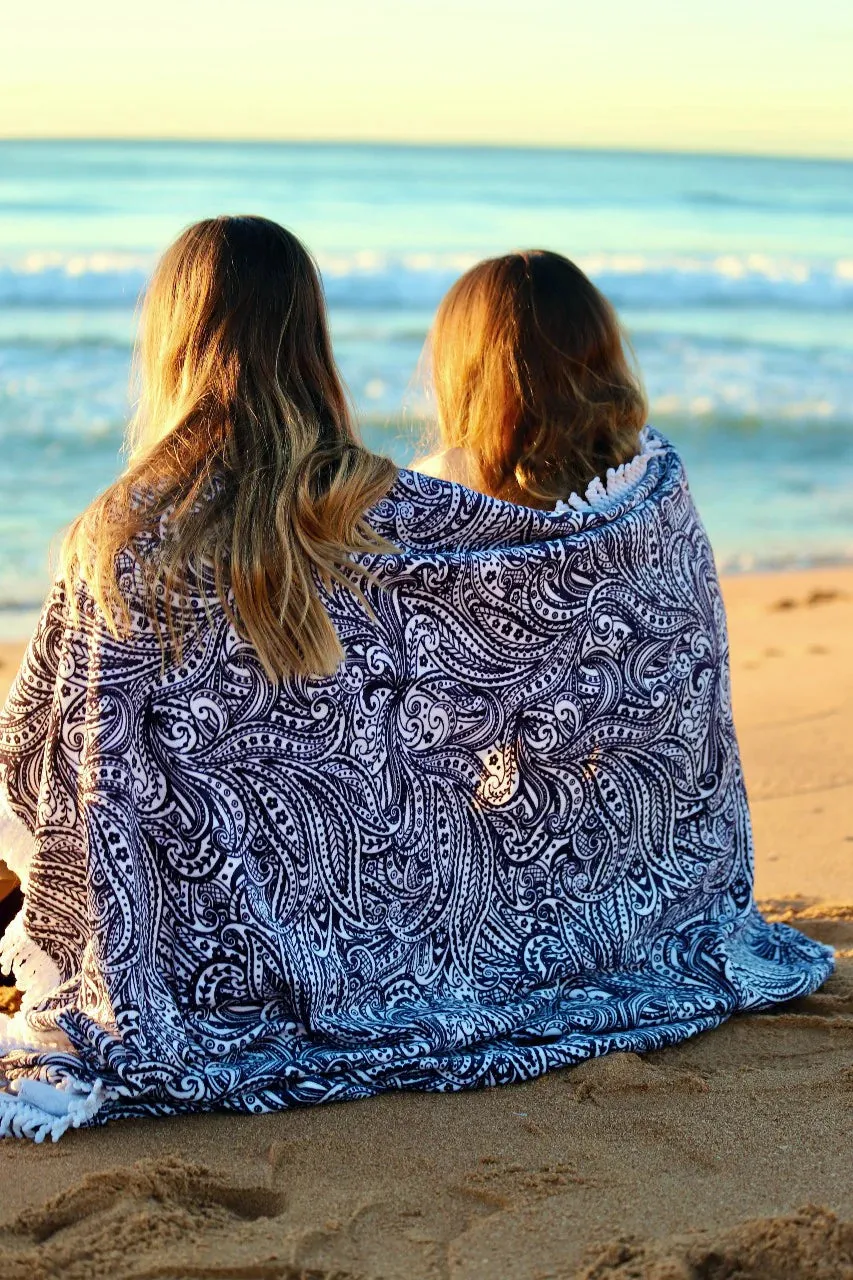 Oahu Beach & Picnic Towel - Midnight