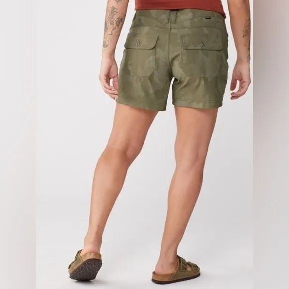 prAna Halle Shorts II 5&quot; Inseam in Sage Camo Sz. 0