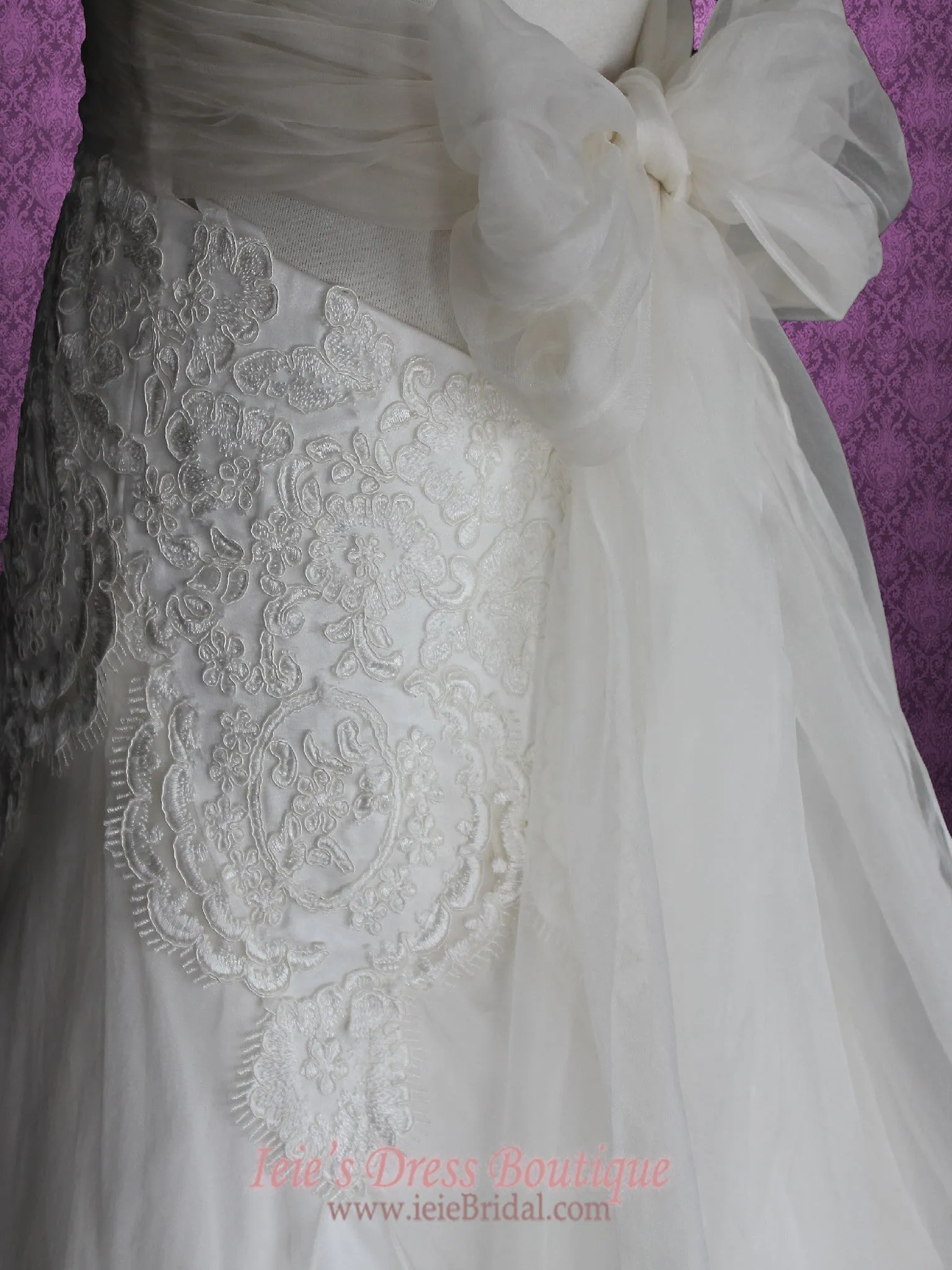 Ready to Wear Organza V Neck A-line Beach Lace Wedding Gown | MIKA