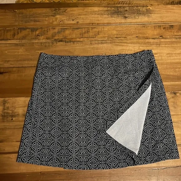 Ripskirt Hawaii Black pearl Batik print, Large