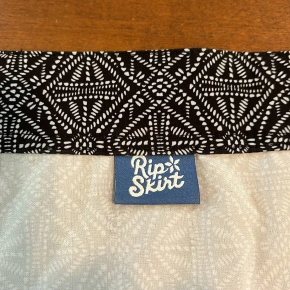 Ripskirt Hawaii Black pearl Batik print, Large