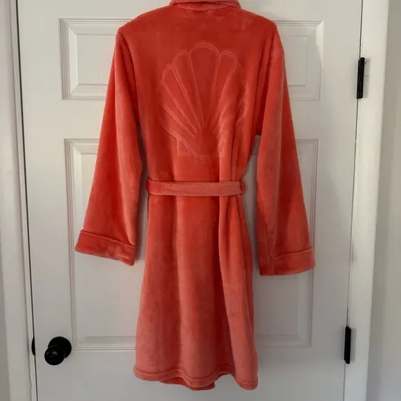 salt sisters co The Sunrise Seashell Robe