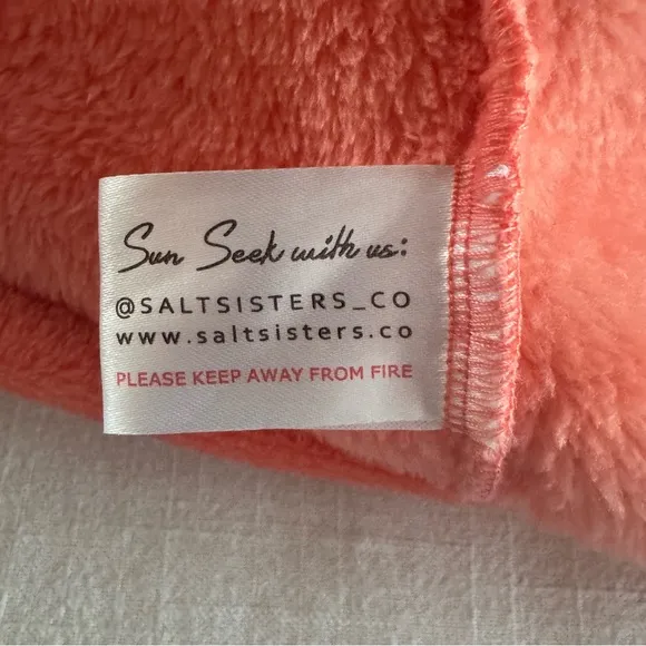 salt sisters co The Sunrise Seashell Robe