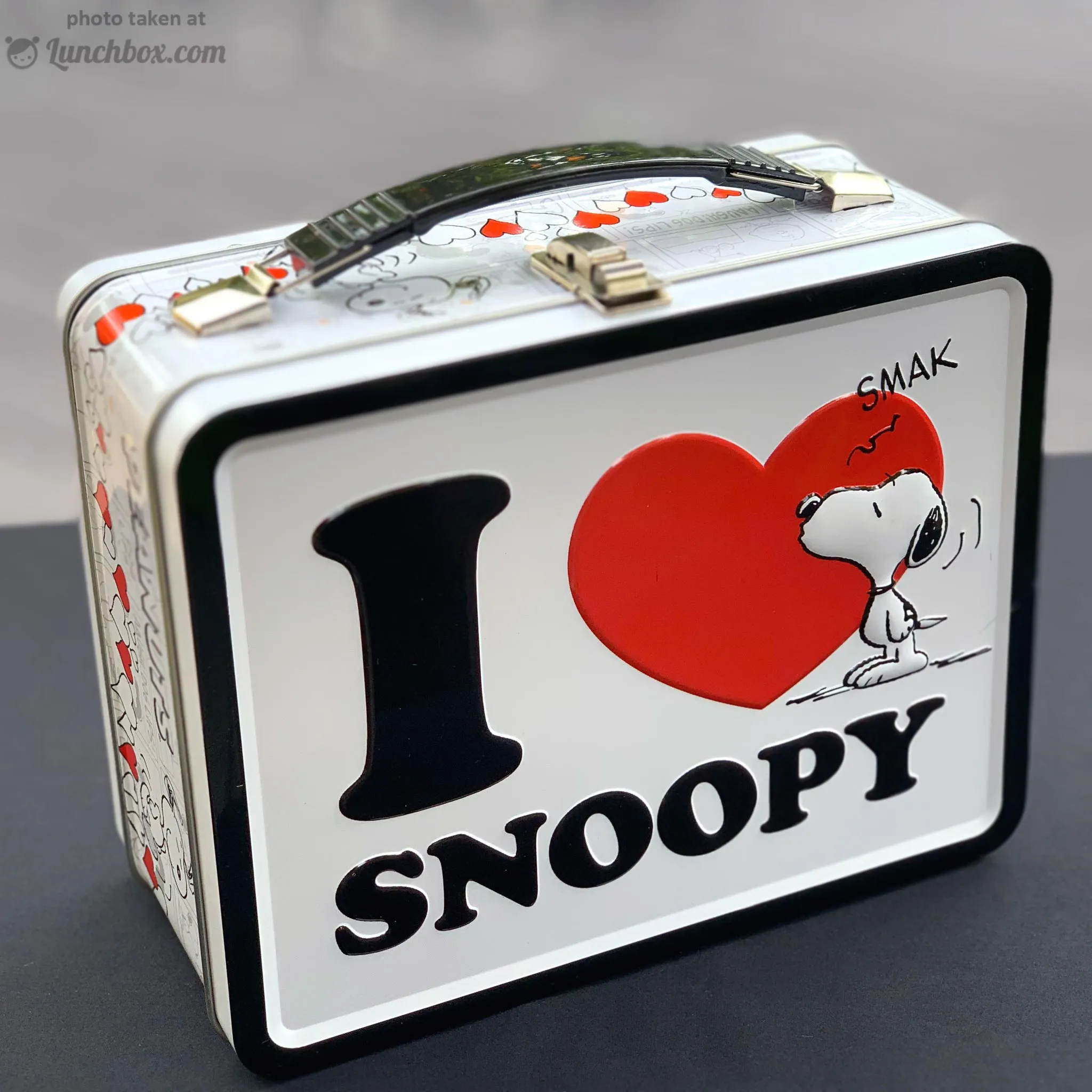 Snoopy Metal Lunchbox