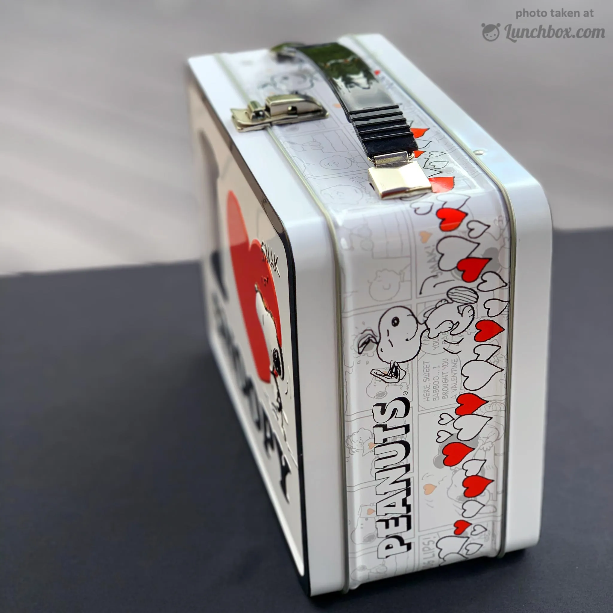 Snoopy Metal Lunchbox