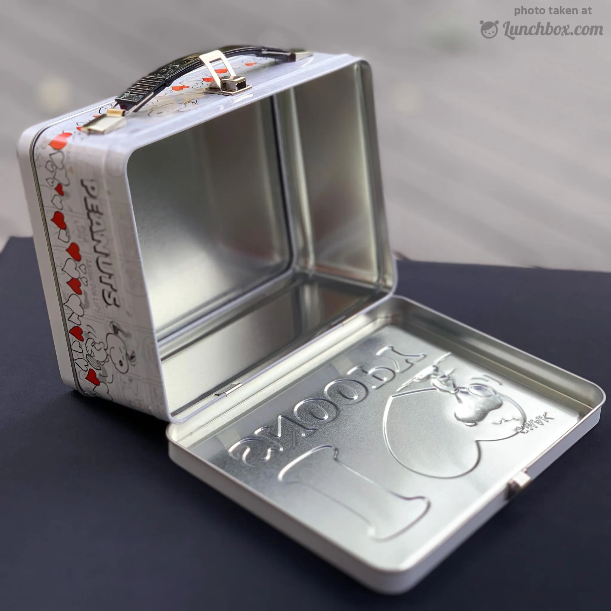 Snoopy Metal Lunchbox