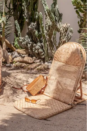 Solona Beach Chair (Los Angeles/Local Delivery Only)