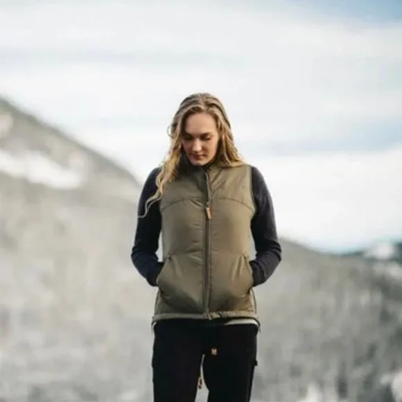 TENTREE Realm Quilted Puffer Vest in Tan Medium Women's Gorpcore Granola Girl