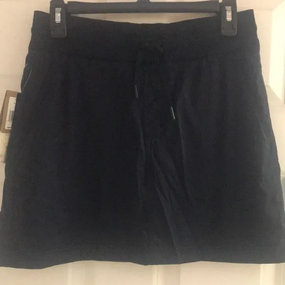 The North Face Athletic/Athleisure Skort, NWT!