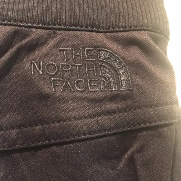 The North Face Athletic/Athleisure Skort, NWT!