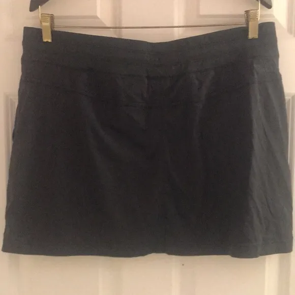 The North Face Athletic/Athleisure Skort, NWT!
