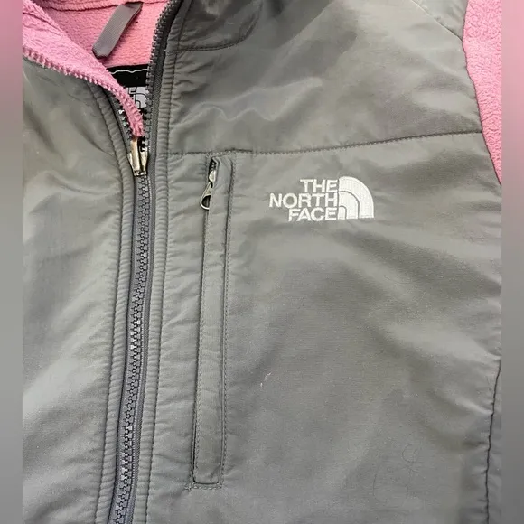 The North Face Women’s Sz S Pink/Gray‎ Polartec Denali Jacket
