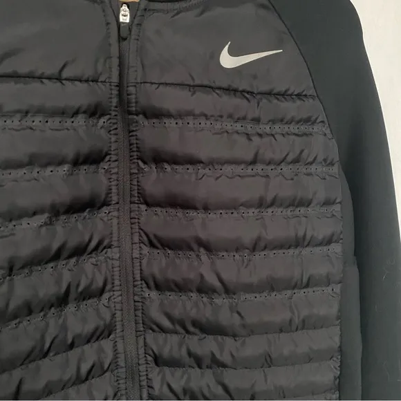 Women's Nike Golf Aeroloft Combo Jacket in Black Size Medium