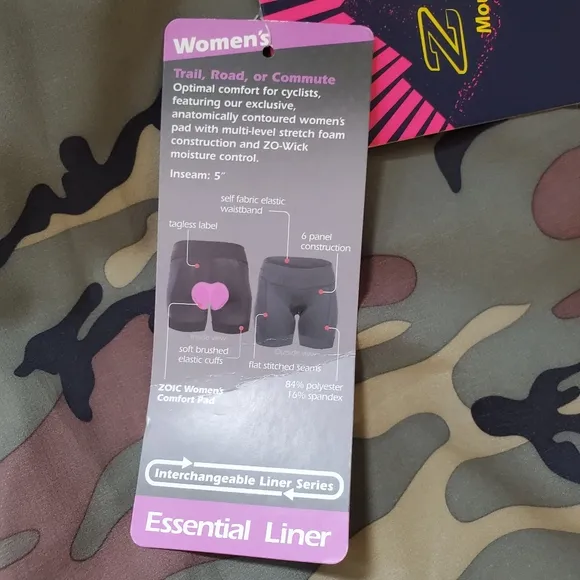 Zoic Womens L Navaeh Camo Shorts Essential Liner Adjustable Waist Biker Tech